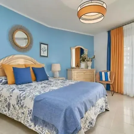 Delux Costa Daire